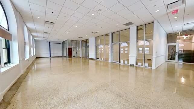 300 E 39th St, Kansas City, MO for rent - Commercial Listing Video - Image 3 of 38