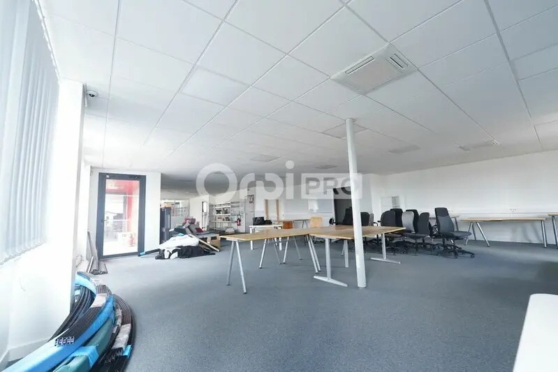 350 Route Du Tilleul, Cailloux-sur-Fontaines for sale Interior Photo- Image 1 of 10