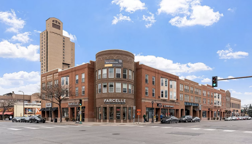 225 E Hennepin Ave, Minneapolis, MN for rent - Building Photo - Image 1 of 7