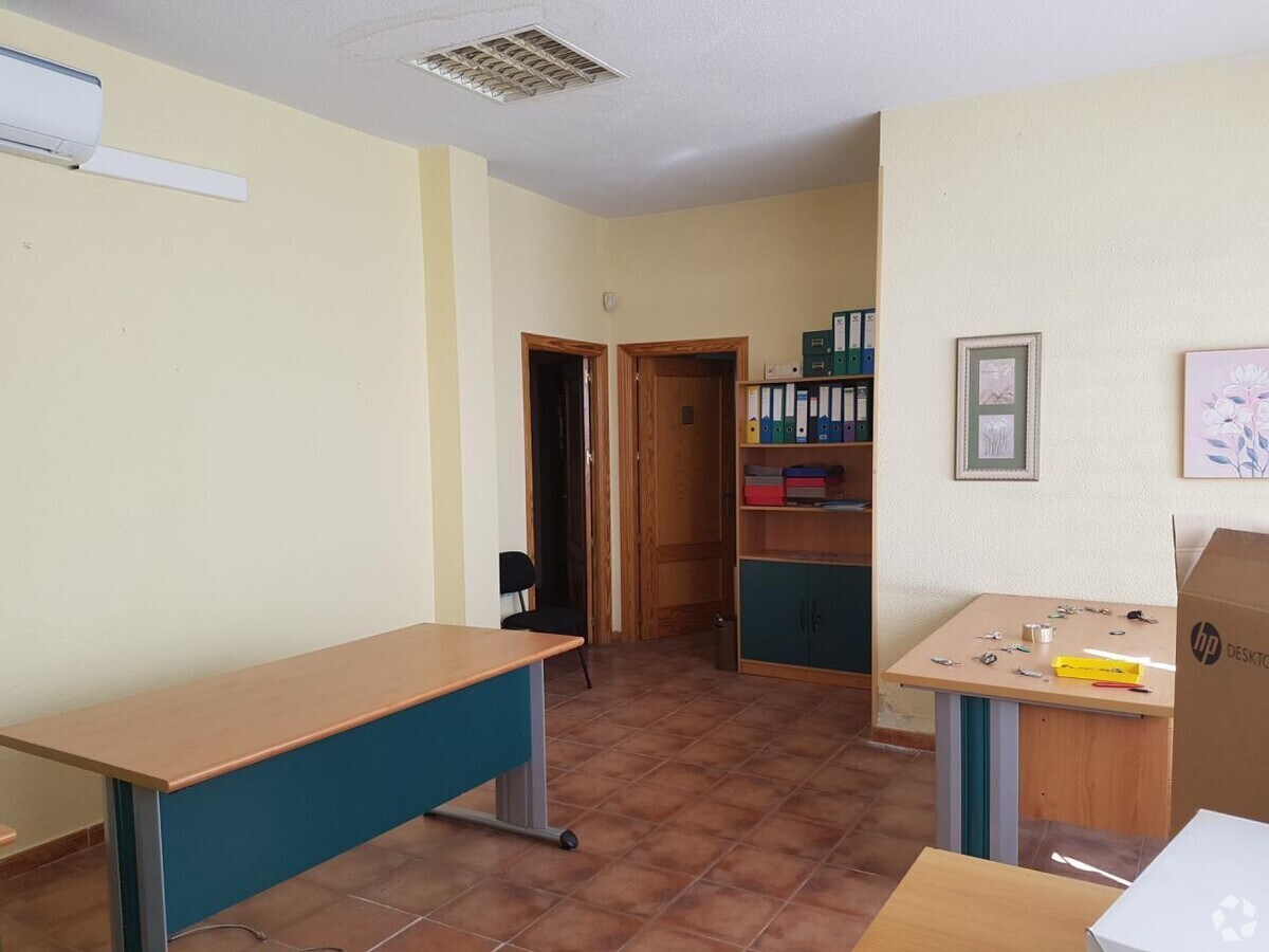 Toledo, TOL 45003 -  -  - Interior Photo - Image 2 of 3