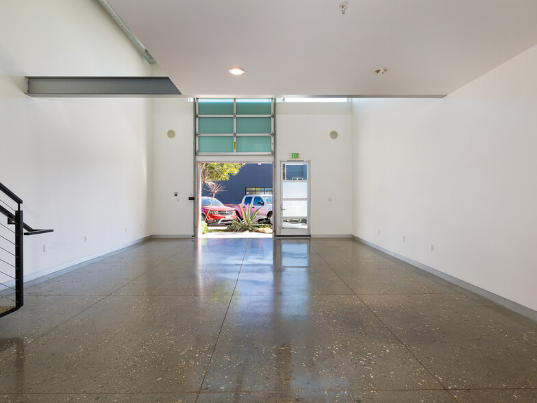 215-237 California St, El Segundo, CA for rent - Building Photo - Image 1 of 22