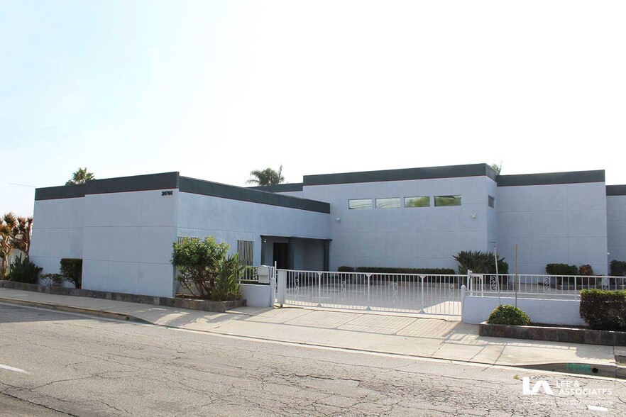 20706 S Main St, Carson, CA for sale - Building Photo - Image 2 of 9