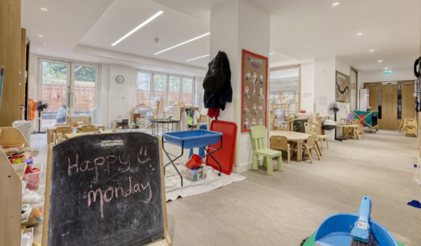 Waterside Way, London to rent Interior Photo- Image 1 of 3