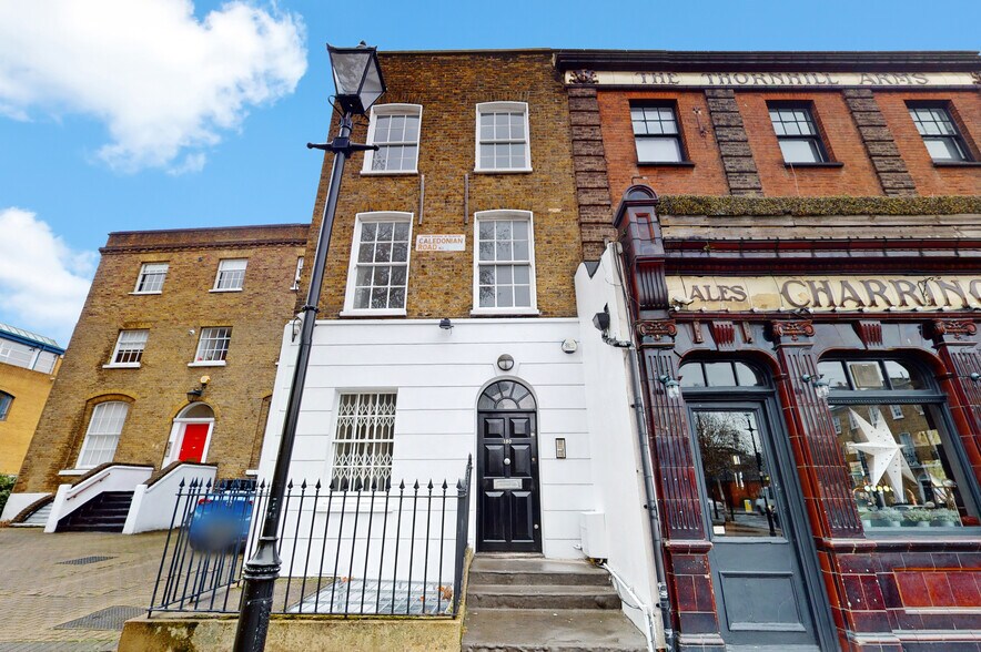 150 Caledonian Rd, London for sale - Building Photo - Image 1 of 1