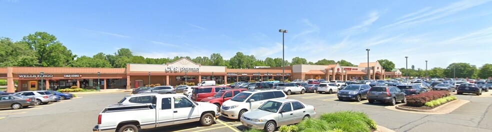 5649-5815 Burke Centre Pky, Burke, VA for rent - Building Photo - Image 1 of 2