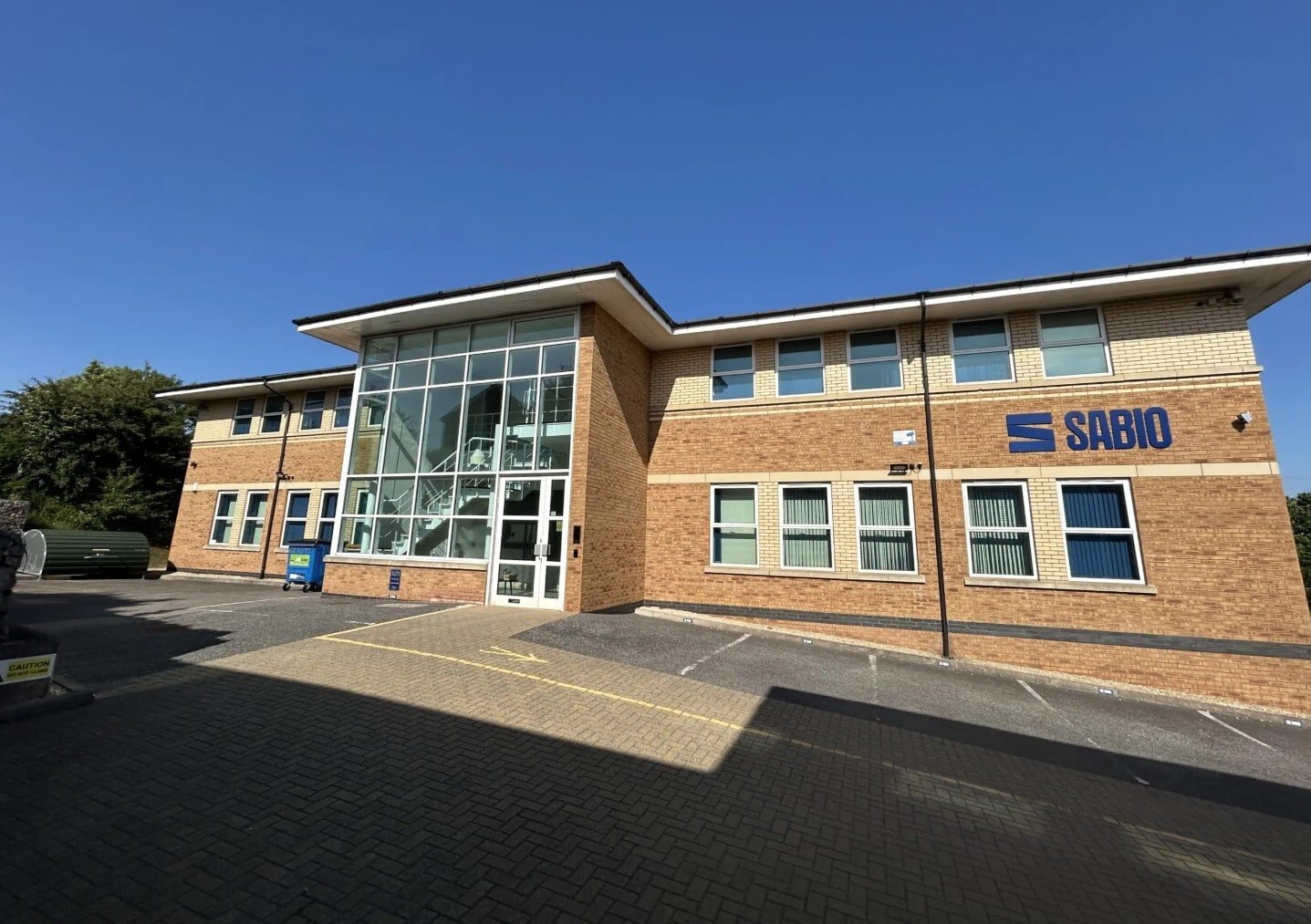 Old Gloucester Rd, Bristol to rent Building Photo- Image 1 of 3