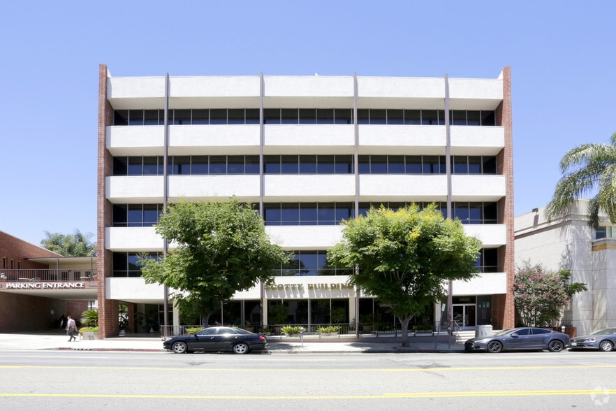 14011 Ventura Blvd, Sherman Oaks, CA for rent - Building Photo - Image 2 of 4