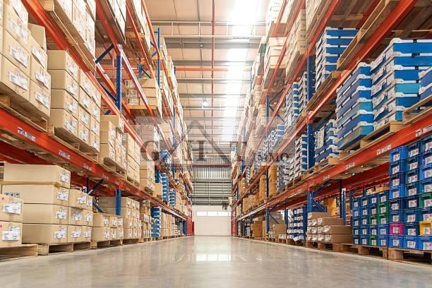 Industrial in Chilly-Mazarin to rent - Interior Photo - Image 2 of 2