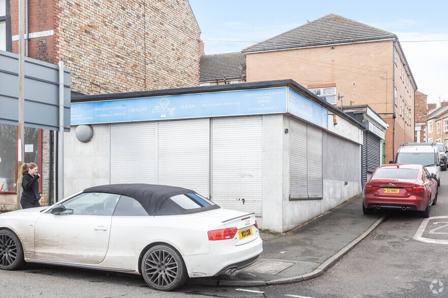 1-2 Napier Rd, Newcastle Upon Tyne for sale - Building Photo - Image 2 of 3