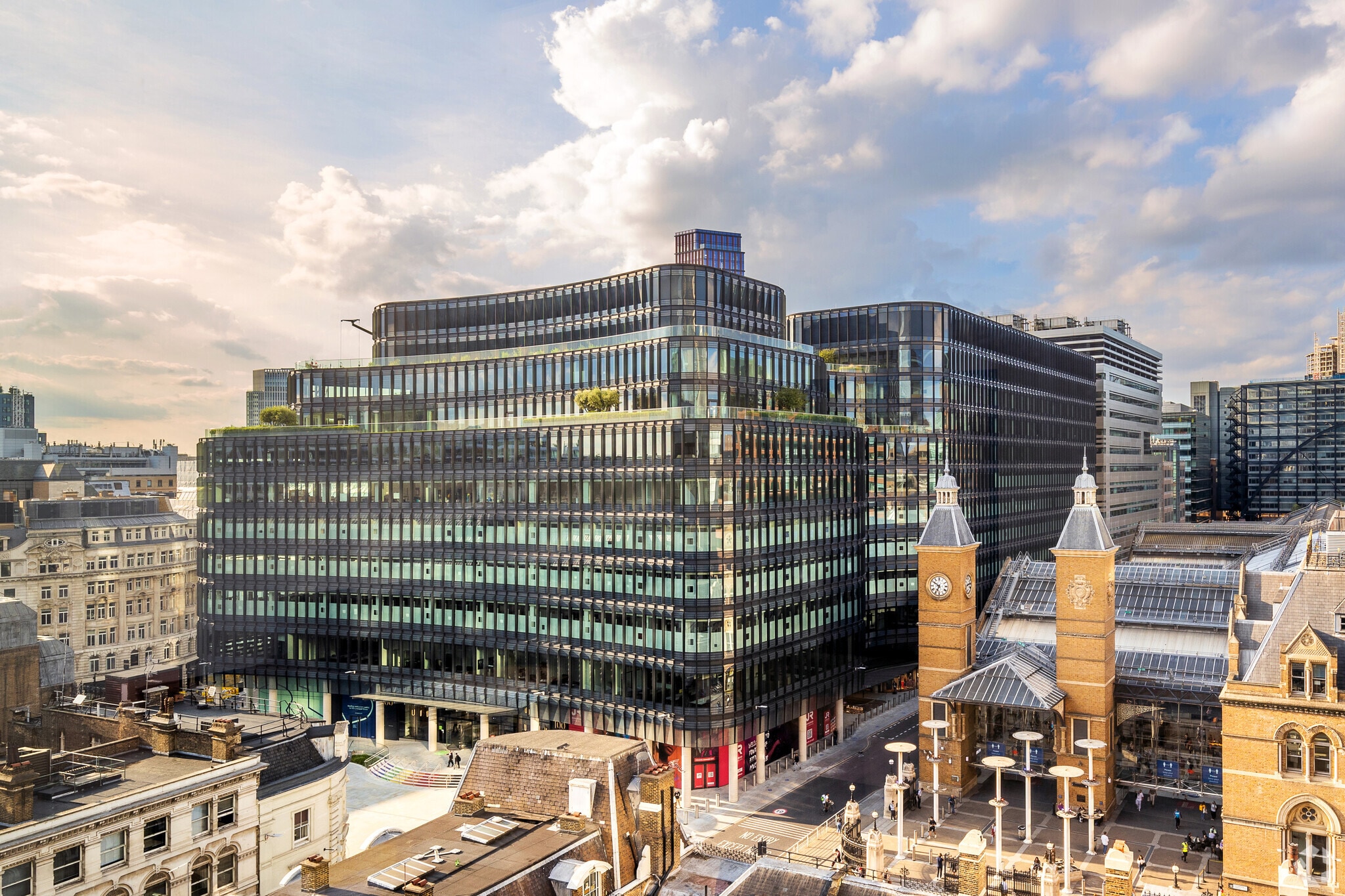 100 Liverpool St, London EC2M 2AT