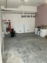 Sutton Wharf, Plymouth to rent Interior Photo- Image 1 of 2