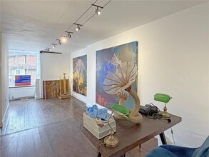 High St, Petworth to rent Interior Photo- Image 2 of 4