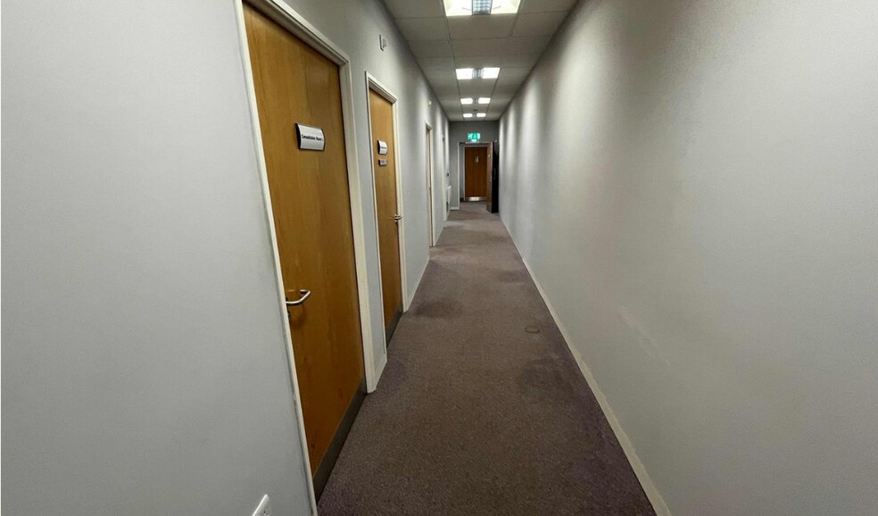 26 Market St, Crewe to rent - Interior Photo - Image 3 of 4