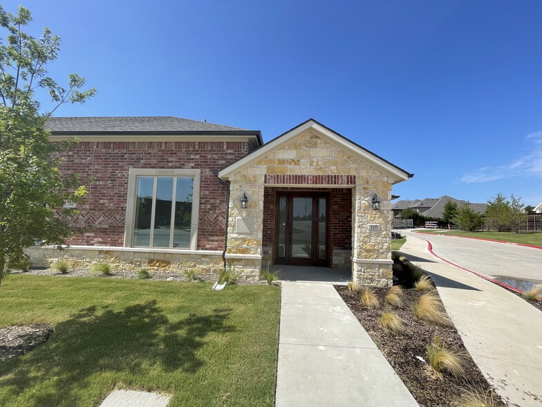 400 Stonebrook Pky, Frisco, TX for rent - Building Photo - Image 3 of 44