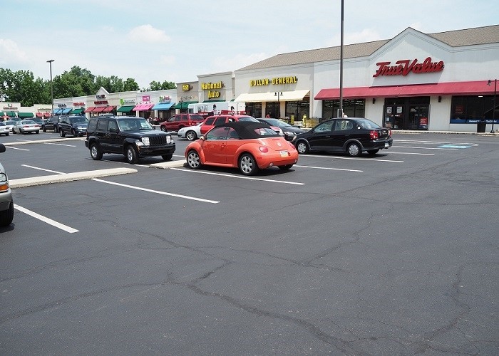 21-33 Main St, Hellertown, PA for sale - Building Photo - Image 1 of 1