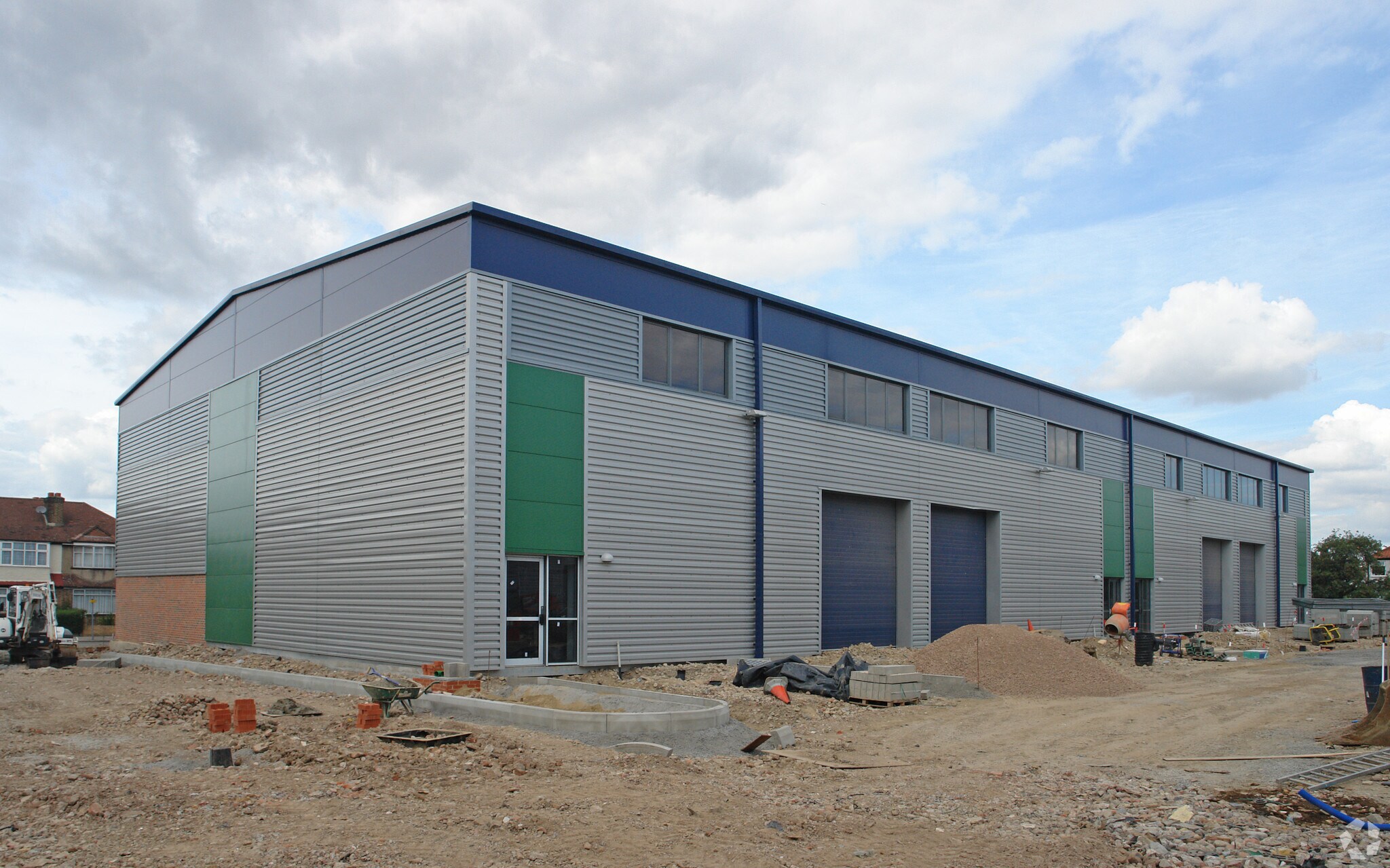 170 Rowan Rd, London for sale Primary Photo- Image 1 of 1