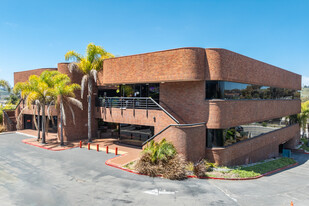 Del Rio Plaza - Commercial Property