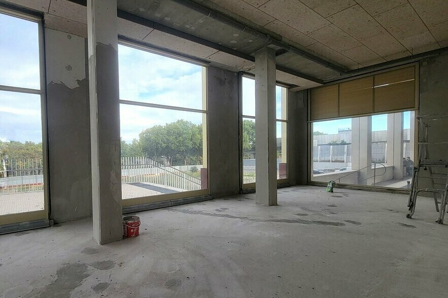 62 Allée De Seine, Saint-Denis to rent - Interior Photo - Image 3 of 5