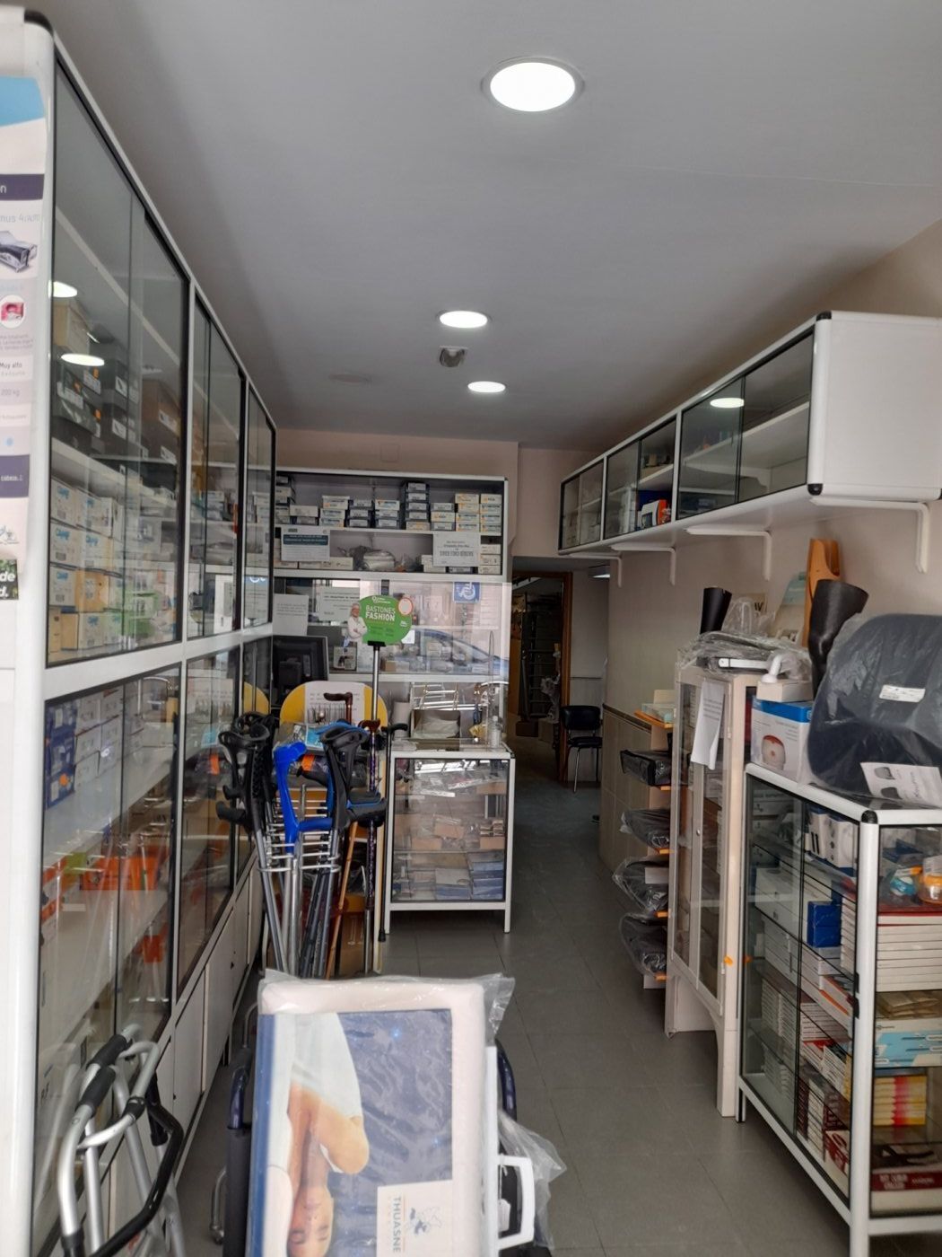 Retail in Cáceres, Cáceres for sale Primary Photo- Image 1 of 6