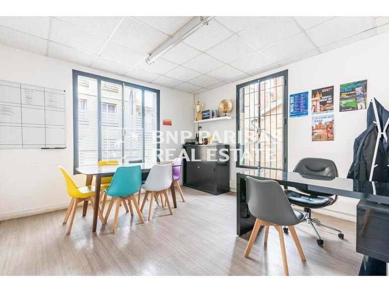 31 Avenue Léon Gambetta, Montrouge to rent - Interior Photo - Image 2 of 13