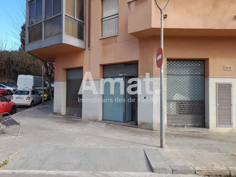 Retail in Sant Feliu de Llobregat, Barcelona to rent - Primary Photo - Image 1 of 1