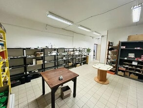 Light Industrial in Portet-sur-Garonne for sale Interior Photo- Image 2 of 5