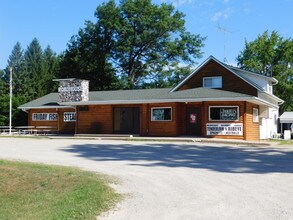 W8916 Oak Ave, Shawano, WI for sale Other- Image 1 of 1