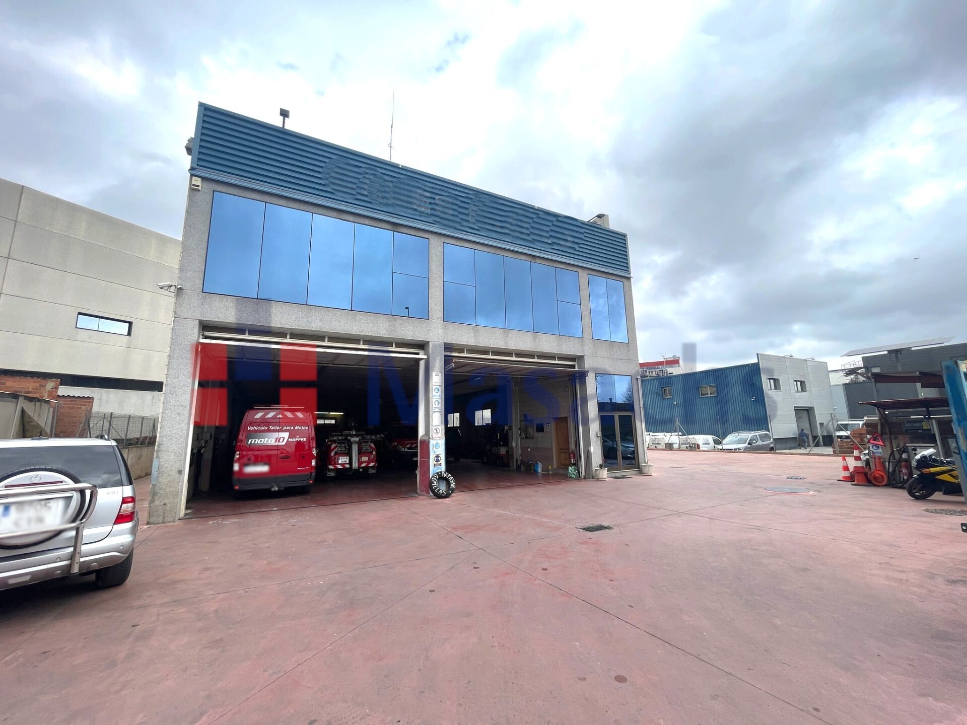 Retail in Terrassa, Barcelona to rent Building Photo- Image 1 of 14