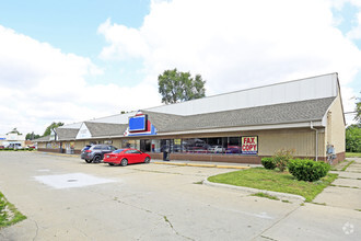 1065-1079 E Nine Mile Rd, Hazel Park, MI for sale Primary Photo- Image 1 of 1