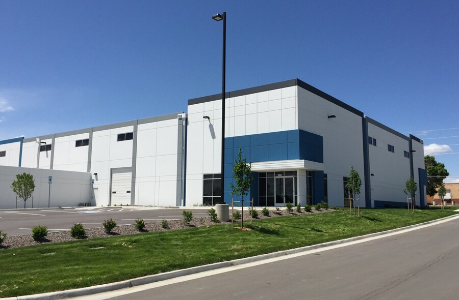 200 E 55th Ave, Denver, CO to rent Building Photo- Image 1 of 1