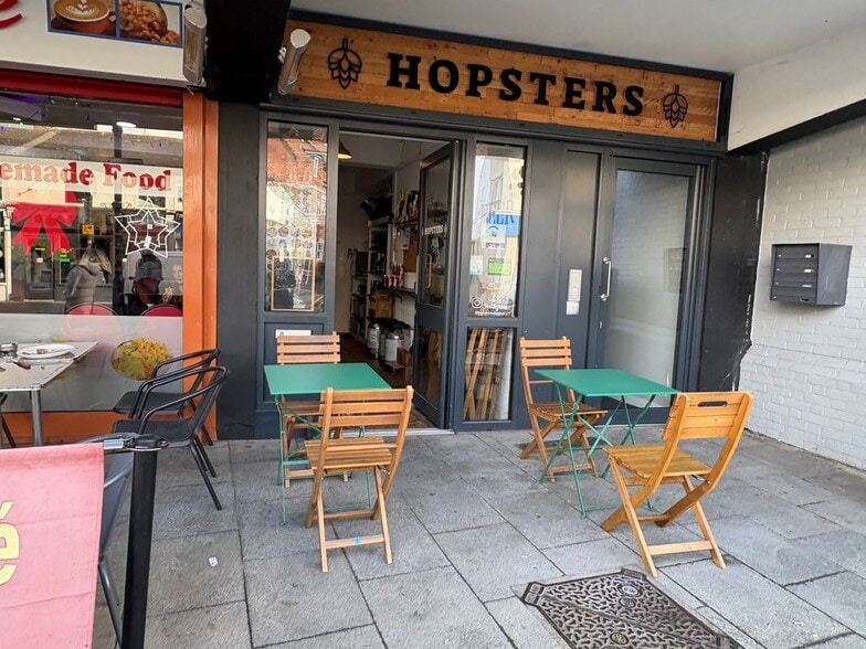 47-48 Moulsham St, Chelmsford to rent - Primary Photo - Image 1 of 3