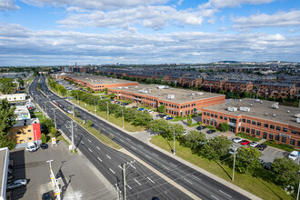 5944-6040 Boul Henri-Bourassa W, Montréal, QC - AERIAL  map view