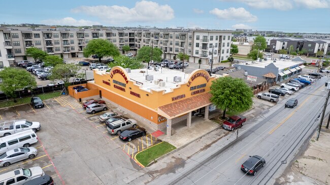 More details for 2420 N Fitzhugh Ave, Dallas, TX - Retail to Rent