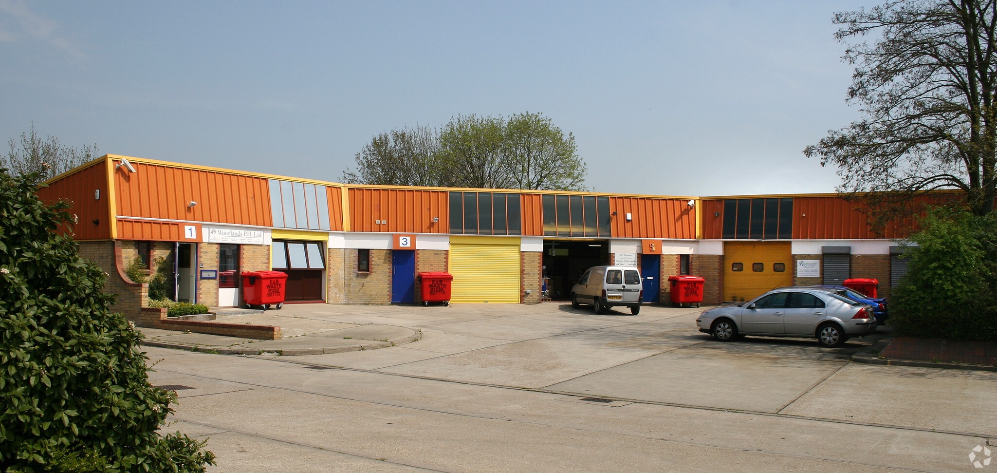 1-11 Britannia Ct, Basildon for sale Primary Photo- Image 1 of 1