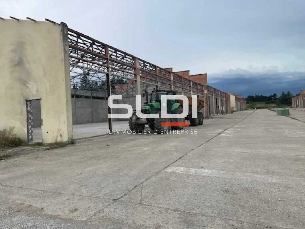Light Industrial in Rillieux-la-Pape to rent Building Photo- Image 1 of 2