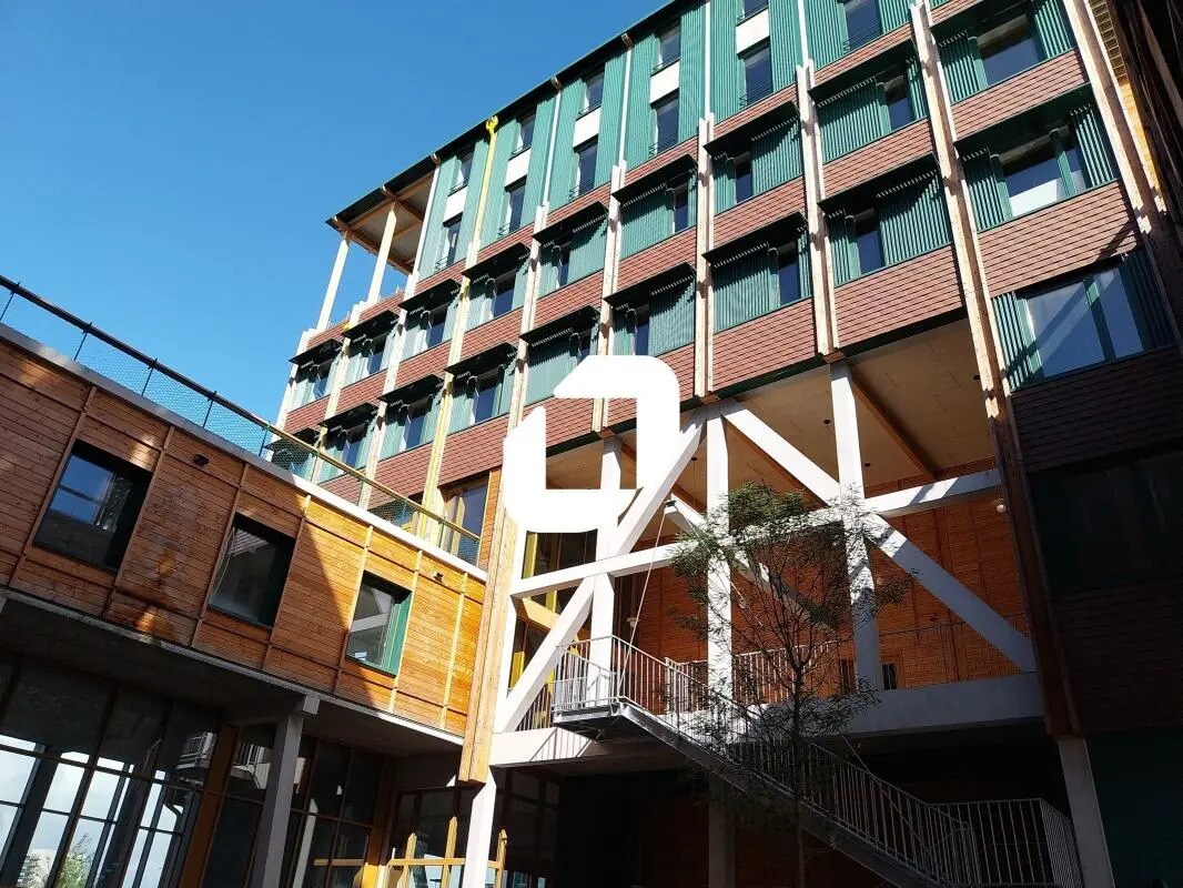 Retail in Nantes to rent Building Photo- Image 1 of 20