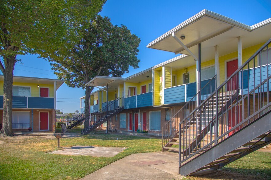 8311 Winkler Rd, Houston, TX 77017 Glenview Apartments UK