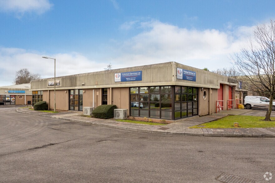 Hill St, Cwmbran for sale - Primary Photo - Image 1 of 1