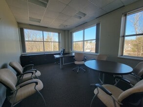 302 Weymouth St, Rockland, MA to rent Building Photo- Image 2 of 9