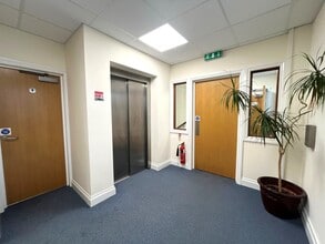 Main Rd, Great Leighs to rent Interior Photo- Image 1 of 4