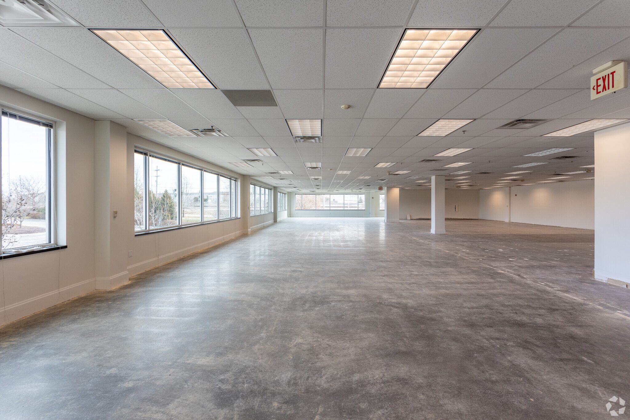 16025 W 113th St, Lenexa, KS to rent Interior Photo- Image 1 of 4