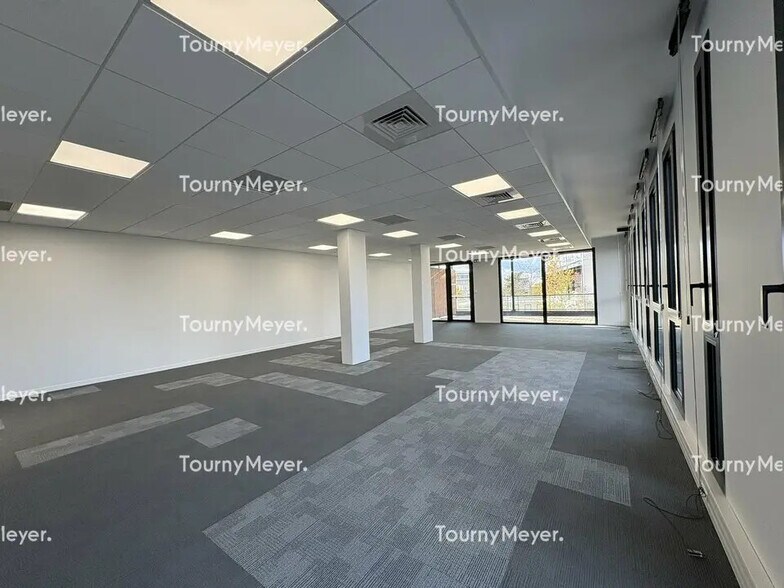 Office in Toulouse to rent - Building Photo - Image 3 of 8