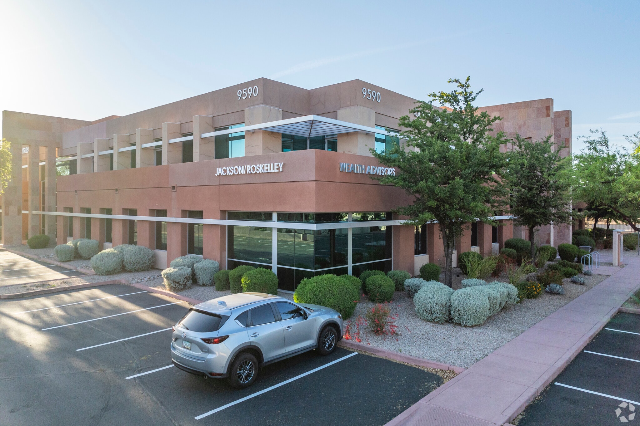 9590 E Ironwood Square Dr, Scottsdale, AZ to rent Primary Photo- Image 1 of 8