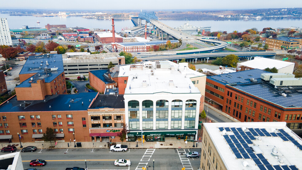 139 S Main St, Fall River, MA for rent - Building Photo - Image 3 of 43