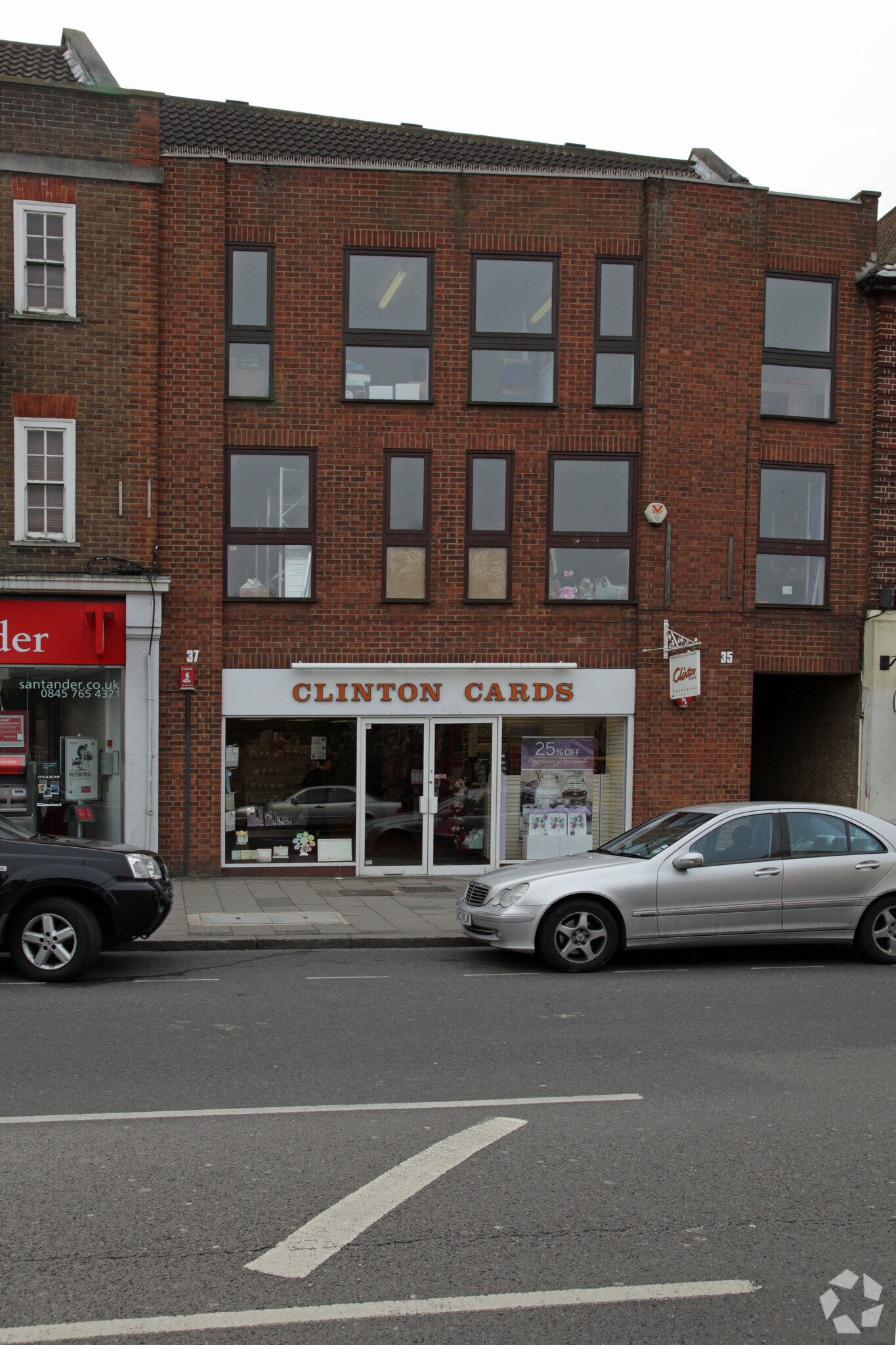 37 Station Rd, London for sale Primary Photo- Image 1 of 1