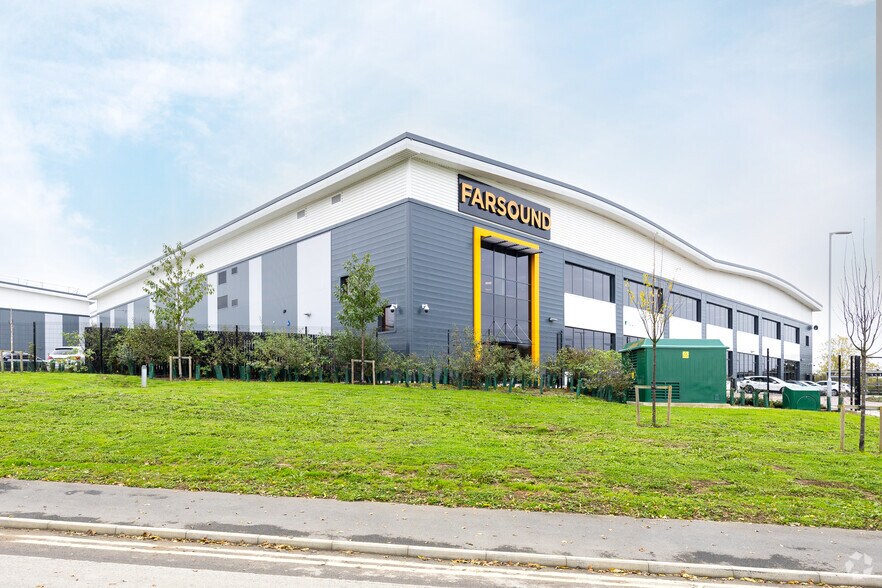 Brentwood Commercial Park, West Horndon for sale - Primary Photo - Image 1 of 1