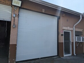 5280 10th Ave N, Greenacres, FL for rent Building Photo- Image 1 of 5