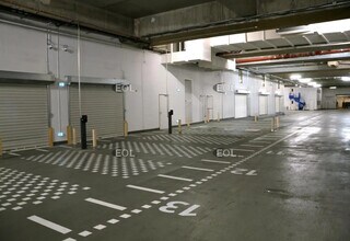 Industrial in Paris to rent Building Photo- Image 2 of 10