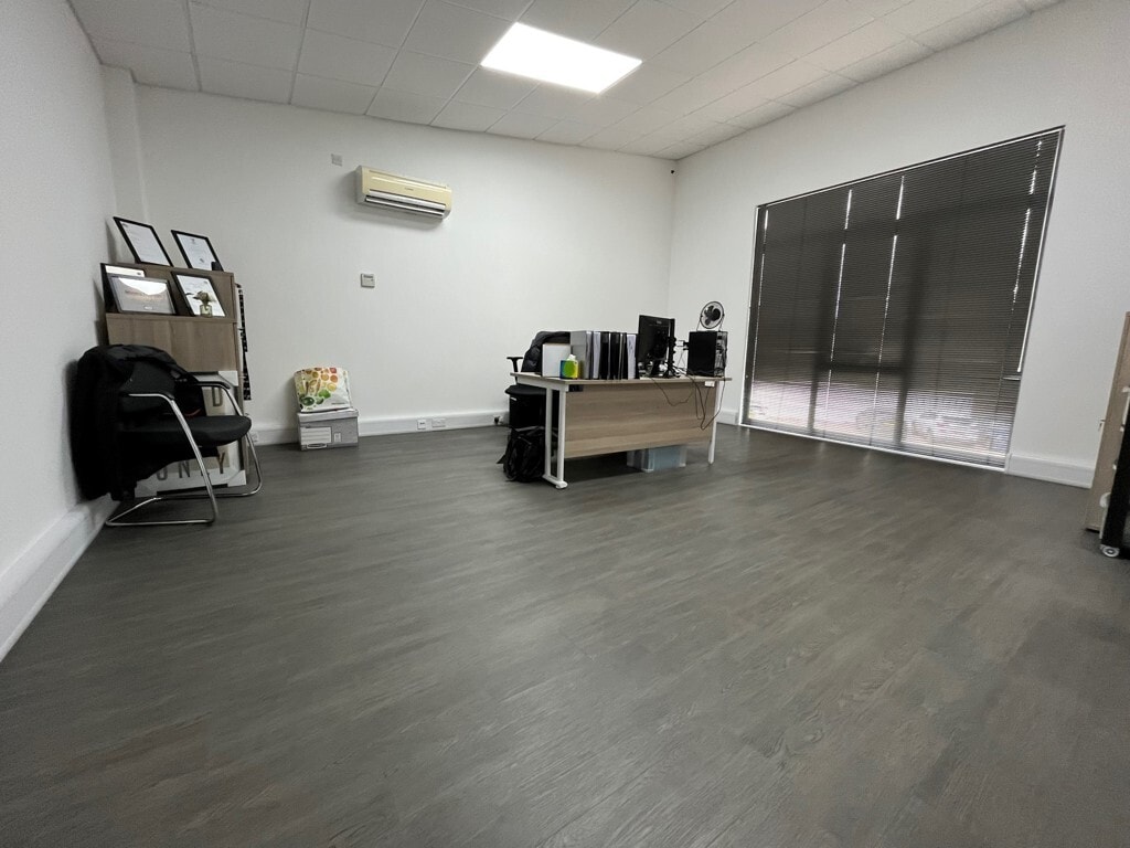 Elmstead Mark, Colchester to rent Interior Photo- Image 1 of 5