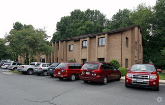 More details for 5210-5216 Lyngate Ct, Burke, VA - Office for Rent